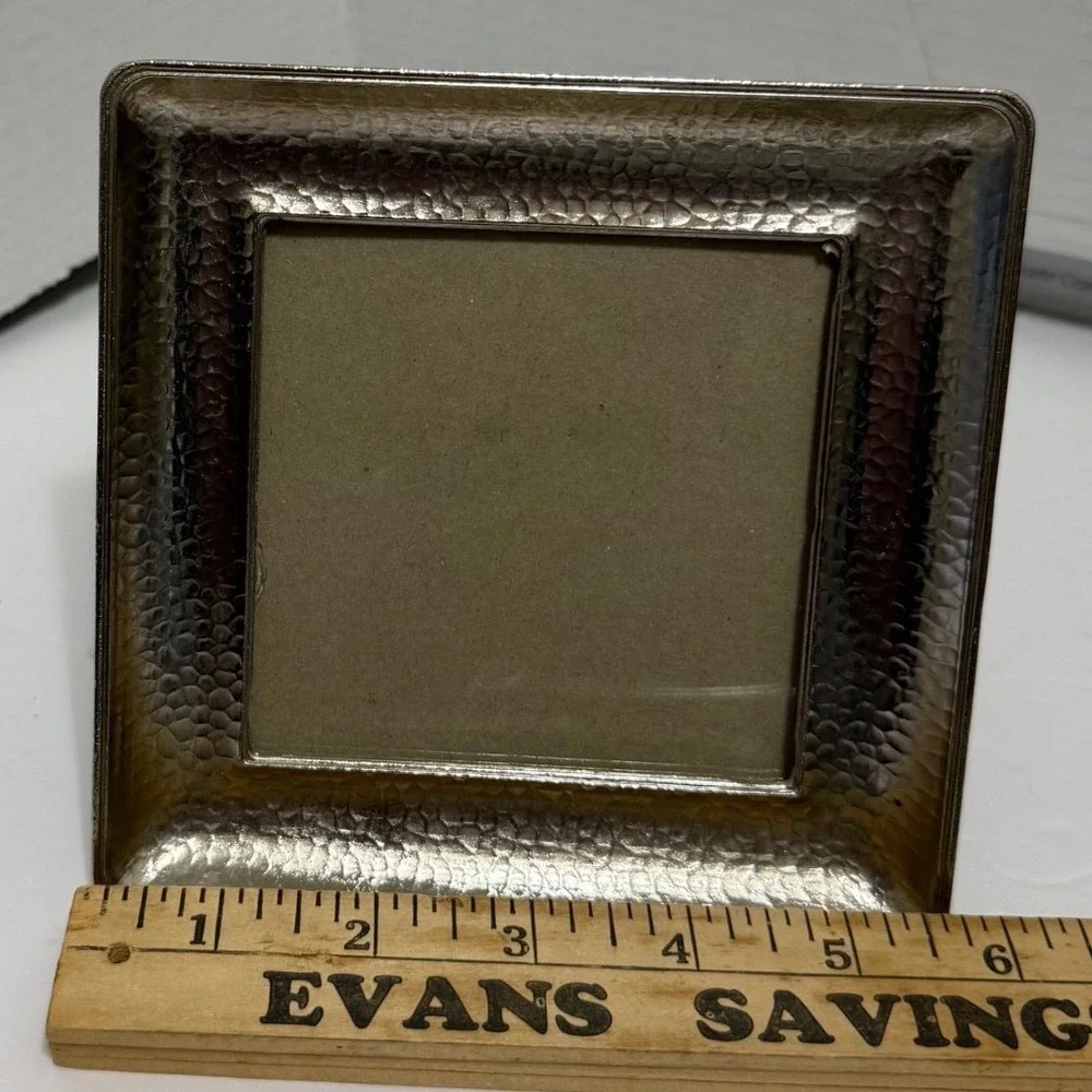 Max‎ Studio Home Hammered Metal Photo Frame – Silver
